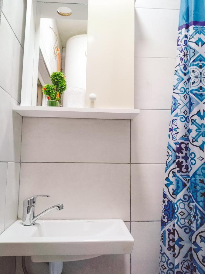 Studio Apartment In Center With Panoramic Old Town View Prizren Luaran gambar